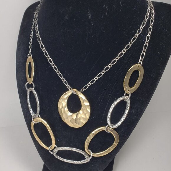 Stunning Dual Tone Multi-layered Hammered Hoops Necklace - Chic Women - 22 long - Picture 10 of 13